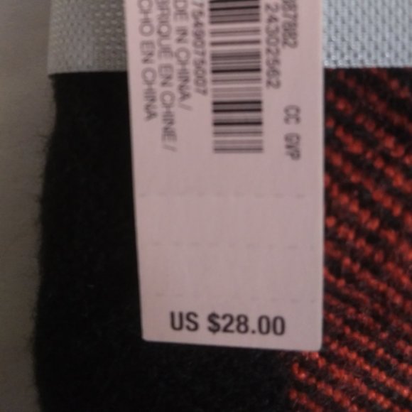 NWT Victoria's Secret Winter Angel Collection Signature plaid  with heart - Picture 3 of 13